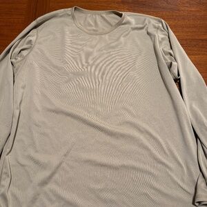 Milliken military silkweight ECWCS Gen III cold weather undershirt, medium